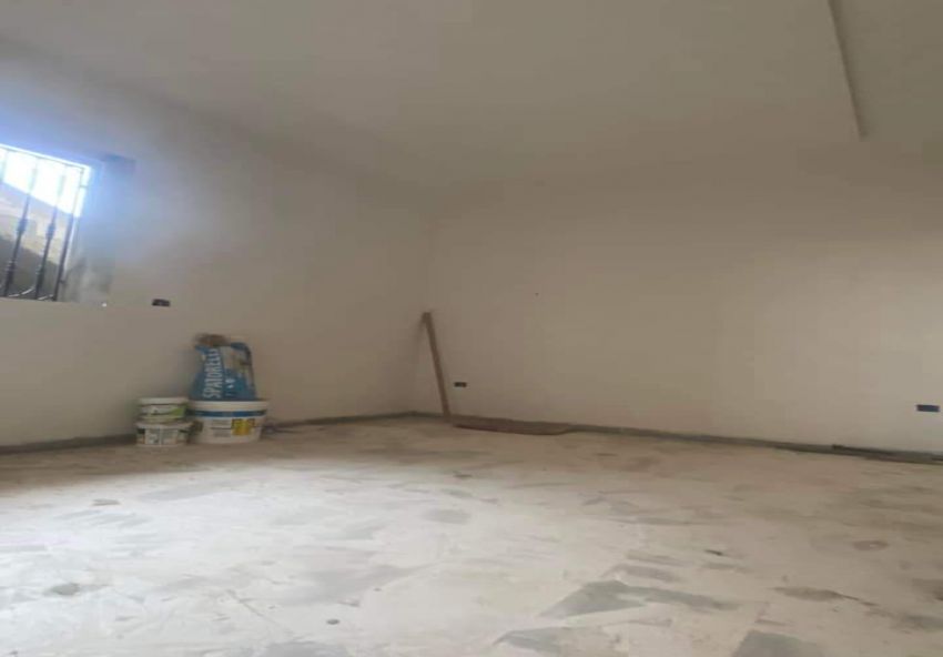 à vendre maison à dar Fadhal la soukra près de l'aéroport