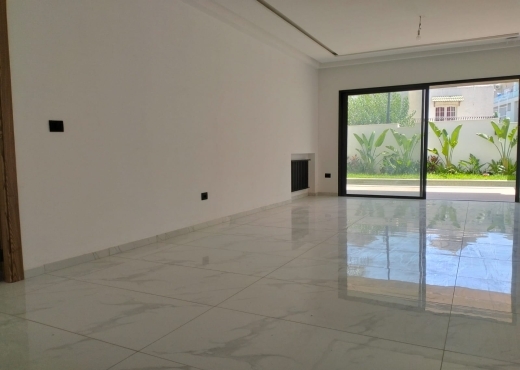 𝐀̀ 𝐕𝐞𝐧𝐝𝐫𝐞 – 𝐝𝐞𝐬  𝐕𝐢𝐥𝐥𝐚𝐬