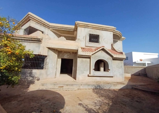A Vendre Villa inachevé Rte Mahdia