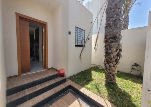 VILLA MEUBLÉE EN ZONE TOURISTIQUE