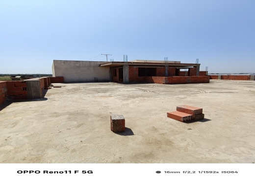 a vendre 4 appartements au centre ville elhaouaria