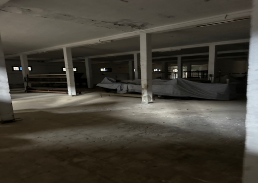 📦 Dépôt Commercial à Louer