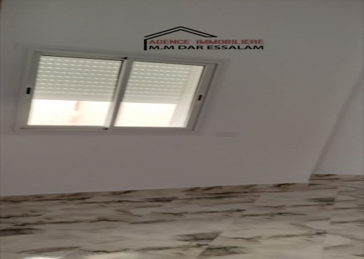 maison avec un garage à vendre