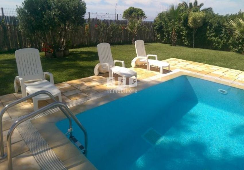 Villa L'OLIVIER(Réf: L1169) POUR LES VACANCES