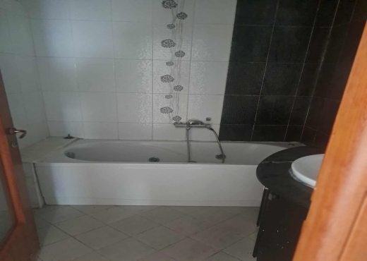 Appartement à ennasr TFI