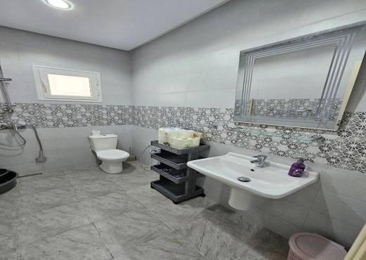 📍 ARIANA ESSOUGHRA: REZ-DE-CHAUSSÉE DE VILLA S+3