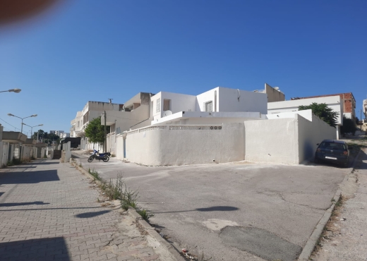 Villa se compose de trois maisons