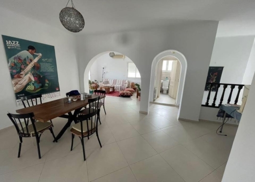 À VENDRE – SUPERBE VILLA À MENZAH 5