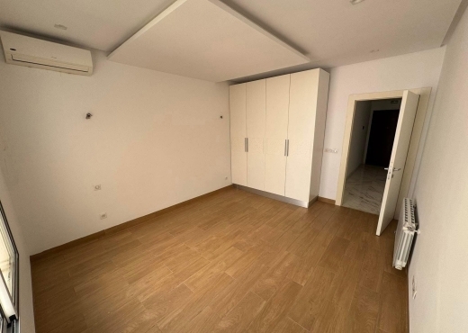 📍 ENNASR 2   : APPARTEMENT S+1  À VENDRE