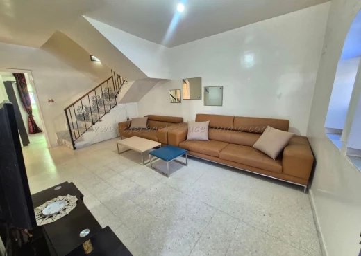 maison À Louer à MEDENINE - Maison S+4 avec piscine à Midoun - Immobiliere.tn - Photo 2
