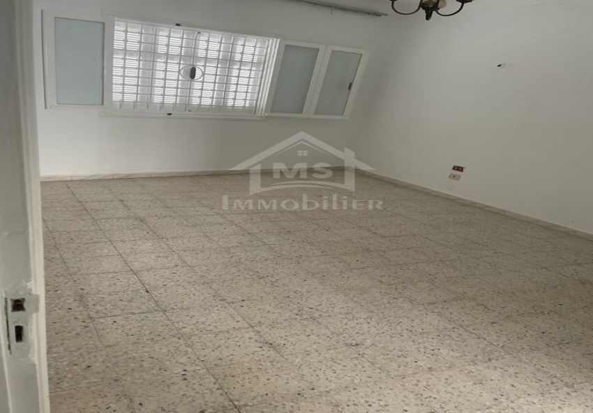 Maison S+3 à vendre à Hammamet 51355351