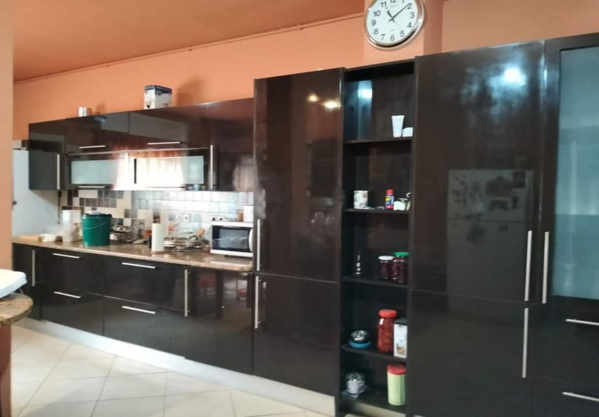 Villa avec piscine et jardin aménagé