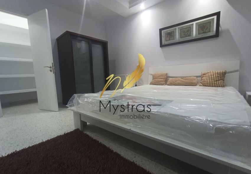 A louer une Superbe villa avec piscine à Gammarth