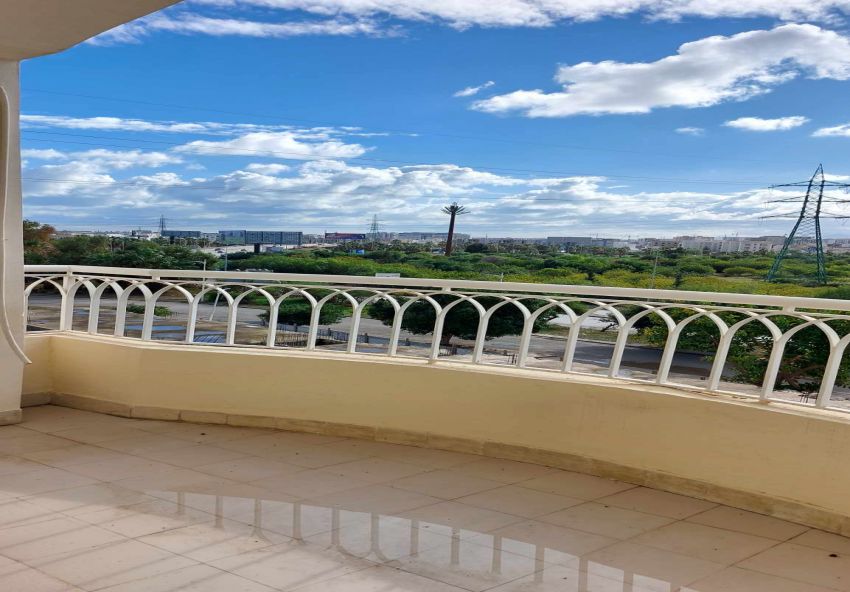 magnifique appartement s+3 cote carrefour la marsa