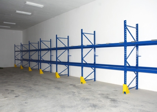 Dépôt + Bureaux à la ZI de Radès