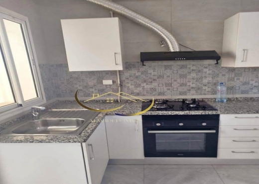 A VENDRE UN APPARTEMENT S+1 A CITE WAHAT