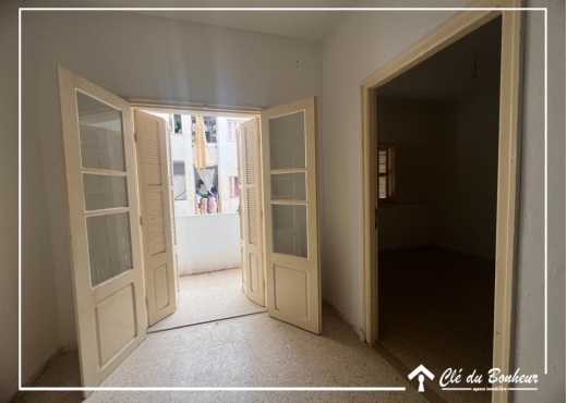 appartement s3 à  cité saha