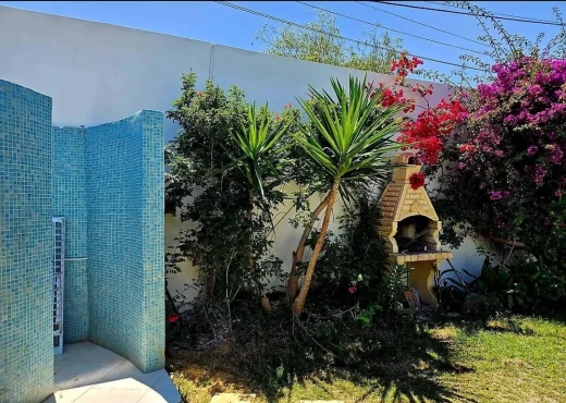 maison À Vendre à SOUSSE - Villa avec piscine à chat mariem - Immobiliere.tn