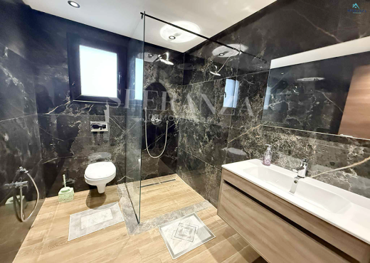 Location Villa Fayrouza S+4