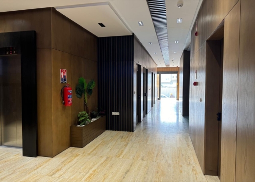 Open space 122 m² à Montplaisir