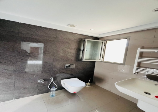 A vendre S+1 a Ennkhilet