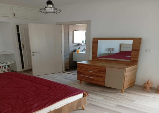 Etage de villa s+2  à Alain savary