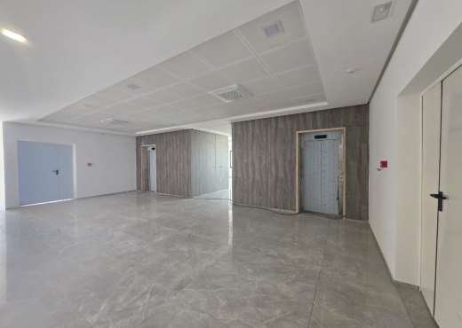 Immeuble neuf à pole el Gazelle