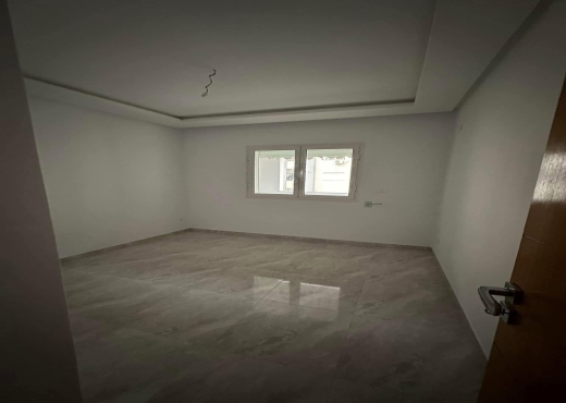 A louer S+1  1er Etage Cite Wahat