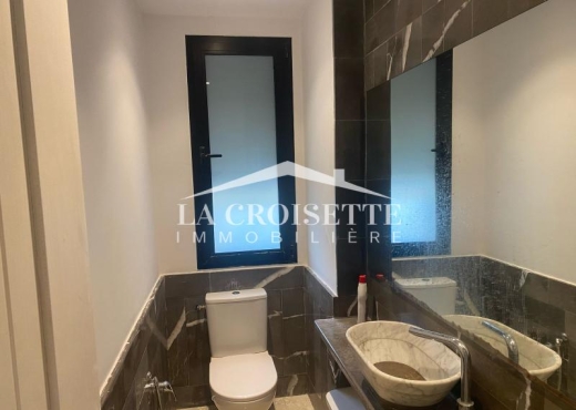 Villa S+4 à Gammarth MVL1687