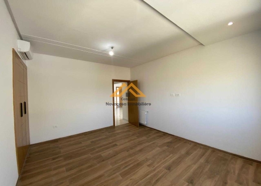 À Vendre  Appartement S+2 à Hergla