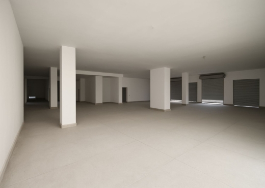 À vendre – Local commercial neuf d