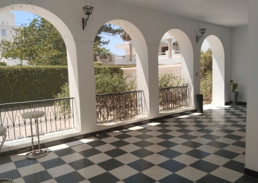 A louer Villa de 412 m²
