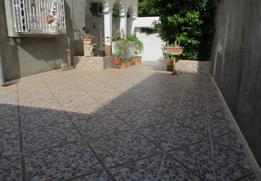Appartement à vendre à el Mourouj 4