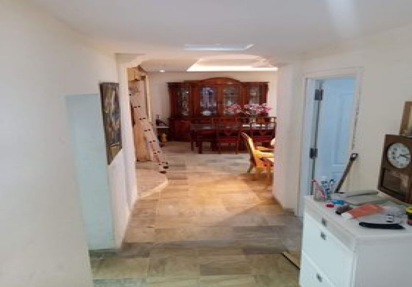 Vente un Duplex sur la route principale de JAAFER ARIANA