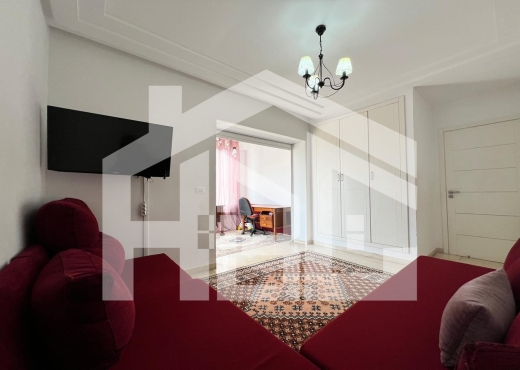 A vendre S+3 de 146 m² à Ennasr 1