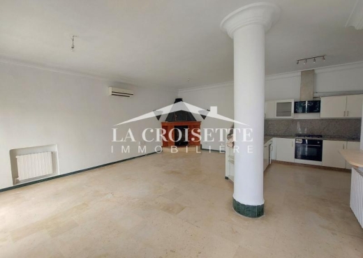 Duplex S+4 avec jardin à La Marsa