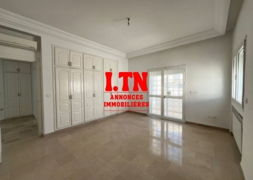 A Louer appartement S+3 Aouina