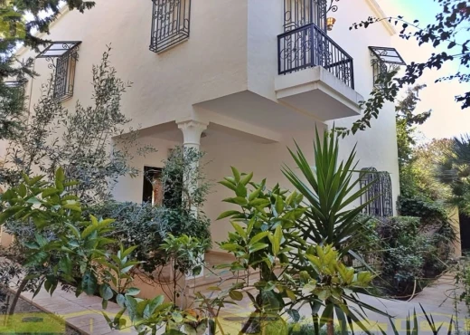 villa À Vendre à NABEUL - Une superbe villa sur deux niveaux est disponible - Immobiliere.tn - Photo 12