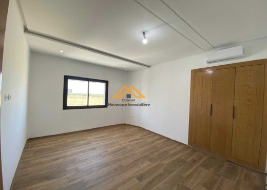 À Vendre  Appartement S+2 à Hergla