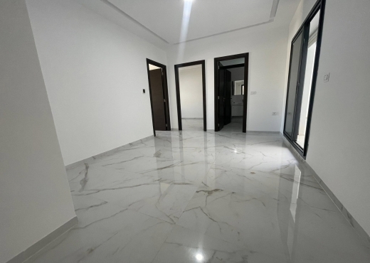 A Vendre Superbe bureau H+2 Ennasr