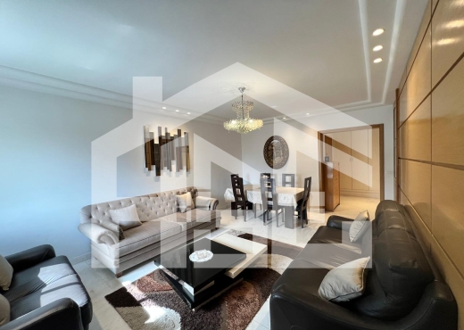 A vendre S+3 de 146 m² à Ennasr 1