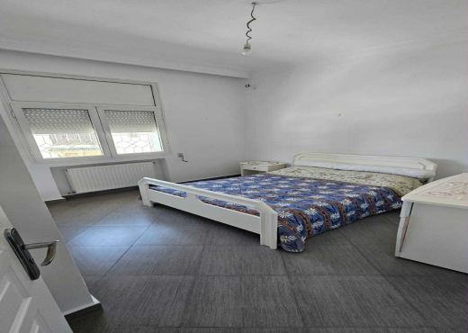 Triplex  Meublé  à El Menzah 1