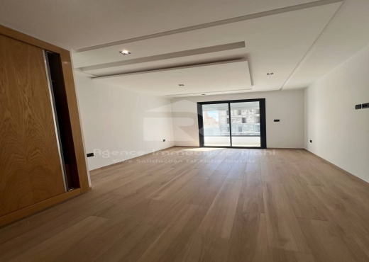 A VENDRE  S+2 à Sahloul 1