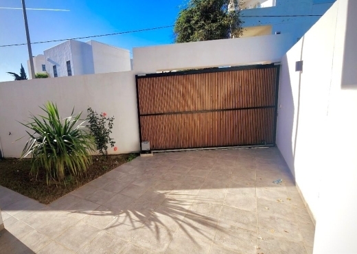 À Vendre – Villa Neuve et Moderne S+4