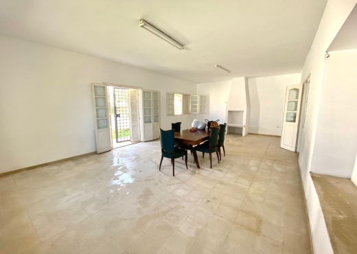 A Vendre villa de 463 m²