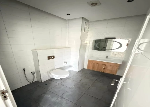 duplex À Louer à ARIANA - 📍 RIADH EL ANDALOUS – À LOUER | TRIPLEX S+4 - Immobiliere.tn - Photo 4