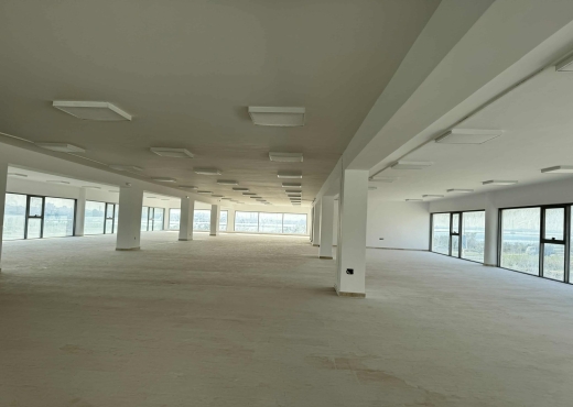 immeuble neuf 3800 m² au lac 3kram