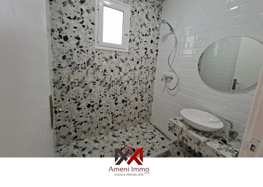 A Louer étage de villa  à bardo