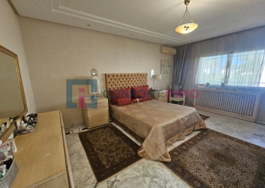 A Vendre Superbe Villa El Menzah4