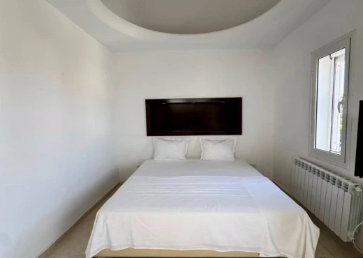 villa À Louer à MEDENINE - 𝑉𝑖𝑙𝑙𝑎 𝑑𝑒 𝑙𝑢𝑥𝑒 - Immobiliere.tn - Photo 2